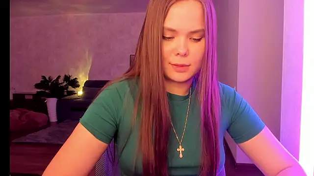 Kira_love_81: онлайн-секс-чат
