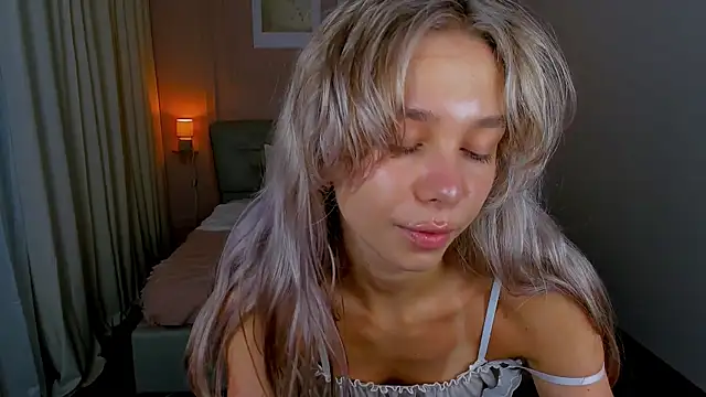 Онлайн чат XXX LuluAlis