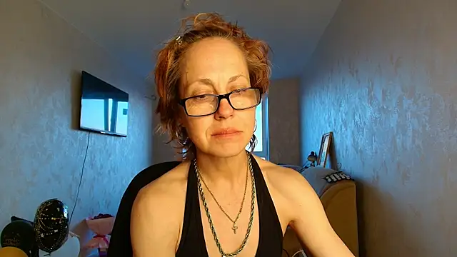 LioraWeiss live XXX chat