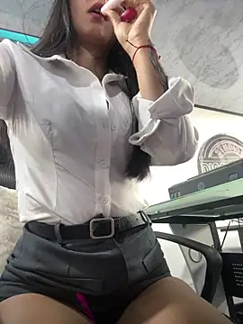 Czat XXX na żywo – Amy_Kiitty_