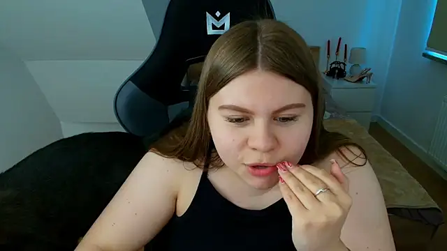 AbbyLuxee's Live XXX Chat