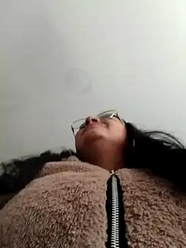 دردشة Lucyy_tits الجنسية المباشرة