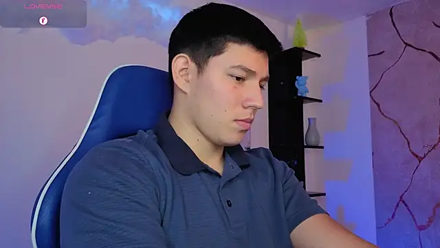 Chat XXX ao vivo de JamesCr_