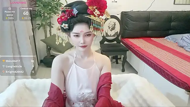 NANA-EET – Live XXX-chat