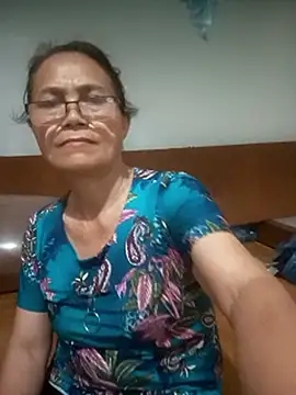 Vieekee Pertunjukan Webcam