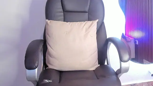 Živý XXX chat Vellany__Luna