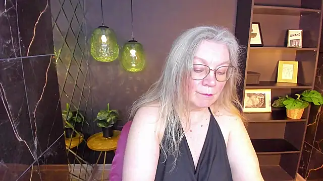NataliMellow's Live XXX Chat