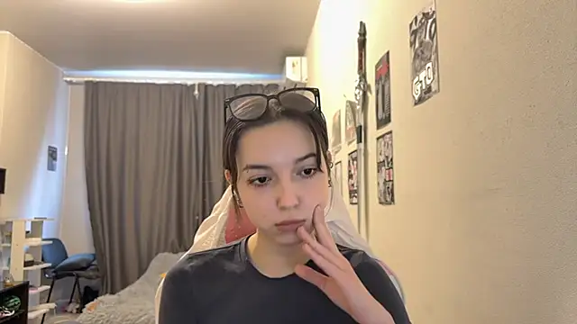 Chat XXX ao vivo de KateMiragee