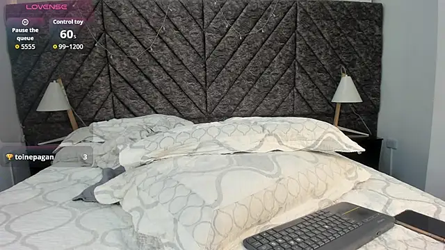 DemonFoxx's Live XXX Chat