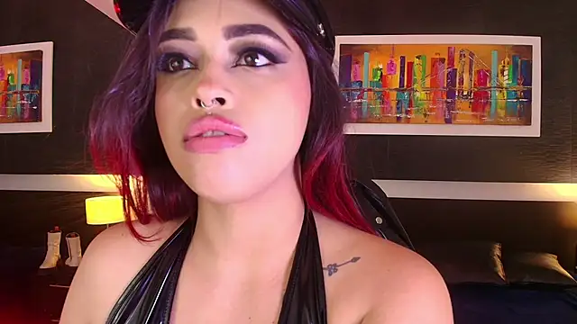 EvaaFoxxy1 Adlı Modelin Canlı XXX Sohbeti