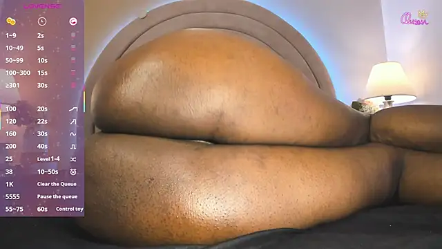 Evaa_Martinez élő XXX-chatje