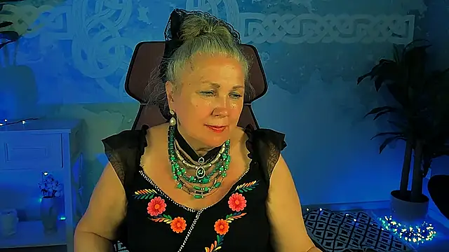 LilaMaharani's Live XXX Chat