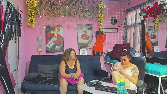 lesbiancuple's Live XXX Chat