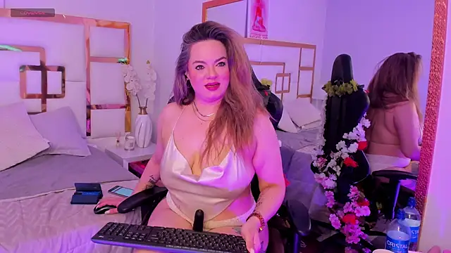 AvaMiia Live XXX-Chat