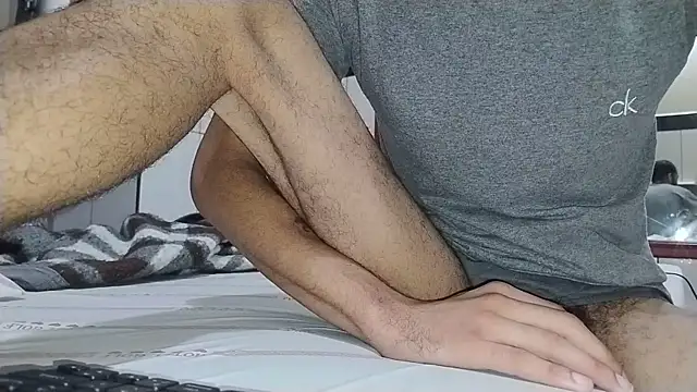 HenrikUncutXXL: вебкам-шоу