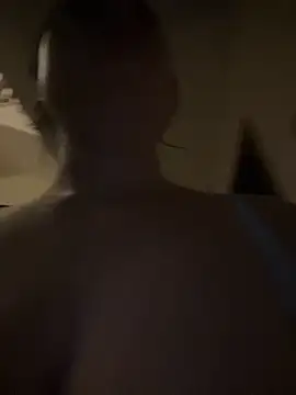 Yolanda9 Live XXX-chat
