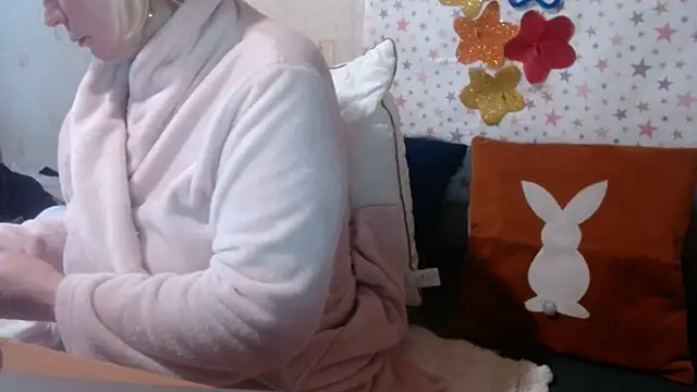 Chatroom XXX en direct de QueenLana