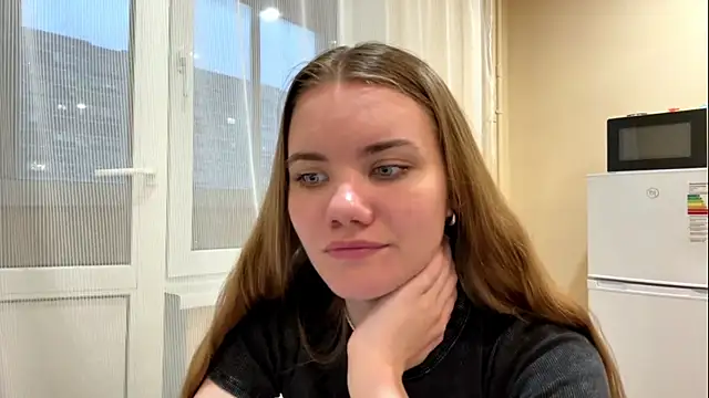 Chat +18 de doana_bebriti ao vivo