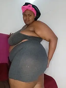 Chatroom XXX en direct de BustyBmw
