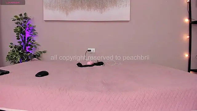 PechBri's Live XXX Chat