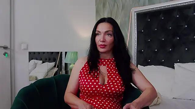 GraceMontclaire Chat XXX in diretta