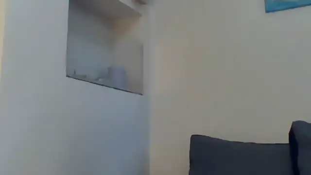 Ju-Hot's Live Chat Room