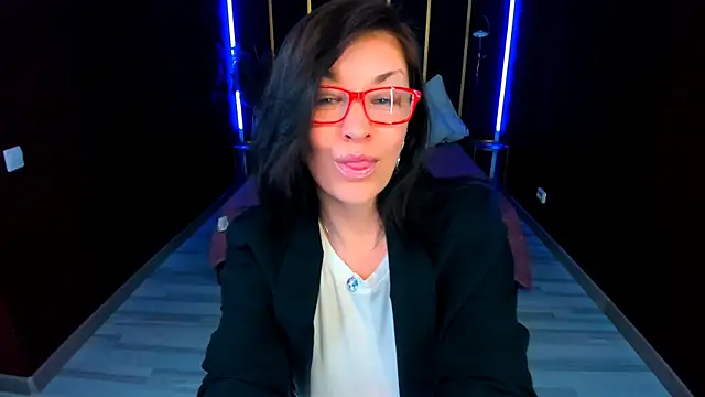 AnaMills' Live XXX Chat