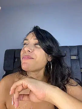PilarJones_ Chat XXX in diretta