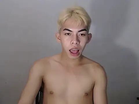 Urhotsilverboy Pertunjukan Webcam