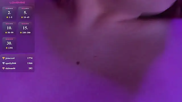 Chat +18 de Cutie_Bambi ao vivo