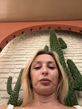 Chat XXX ao vivo de VikaBunny1