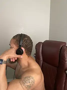 Fathero1time's Live XXX Chat