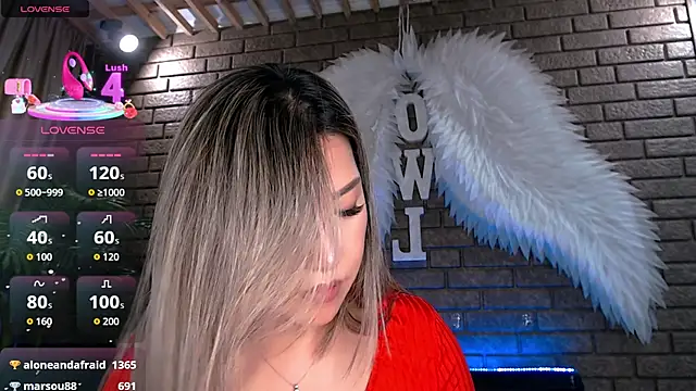 nicky_owl Adlı Modelin Canlı XXX Sohbeti