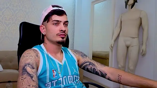 Czat XXX na żywo – BrandonTate