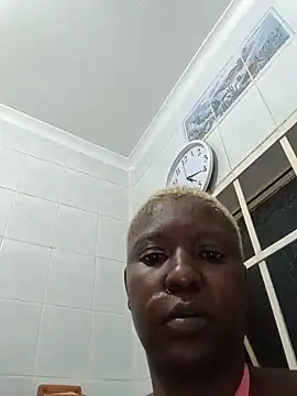 Chatroom XXX en direct de DarkQueen_94