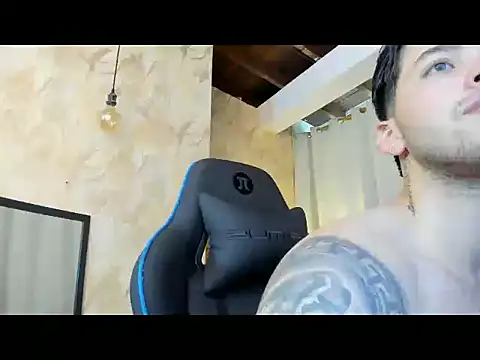 RONNY_COLTON's Webcam Show