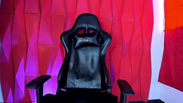 Nehemiaa_boyn Webbikameraesitys