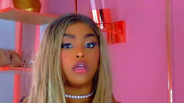 Chat XXX ao vivo de TiannahGlow