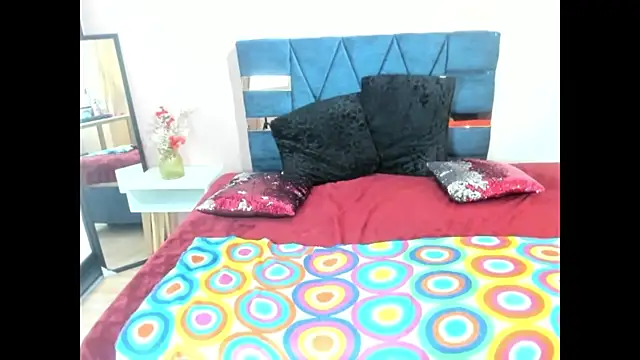 KatteMilf লাইভ XXX চ্যাট