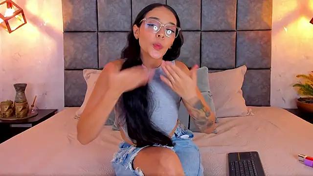 Roseaurora 라이브 XXX 채팅