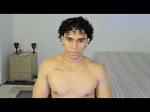 Show modela mateo_jack na web-kameri