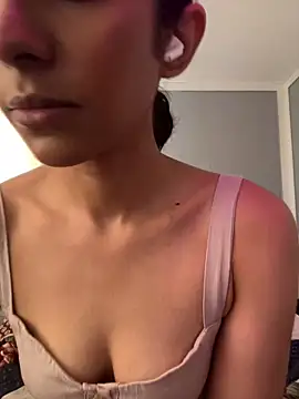 Chat +18 de karlatiburcio ao vivo