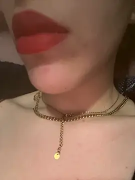 Mimisixo Adlı Modelin Canlı XXX Sohbeti