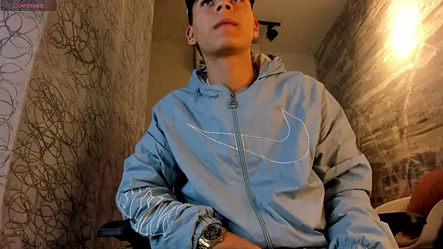 Онлайн чат XXX DylanRoyce_