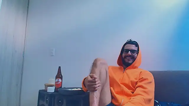 thomas_gun's Live XXX Chat