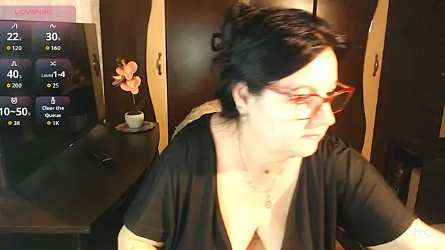Chat +18 de exiMIlf ao vivo