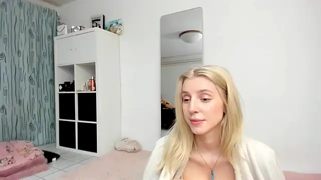 KenzieDawton webkamerás műsora