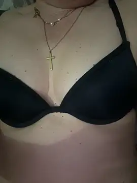Czat XXX na żywo – SweetMia36UK