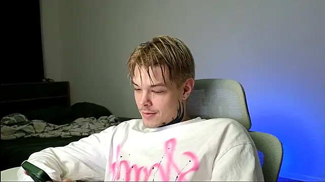 Вебкам-шоу DENIS_HERE