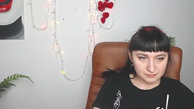 Pokazy przed kamerką – NinaFlawlees